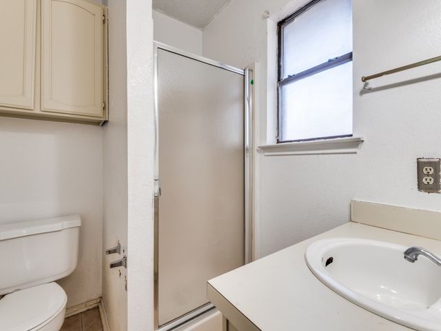 1228 English Street, Irving, TX 75061