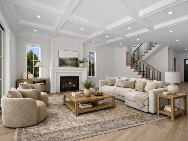 2009 Robincrest Lane, Glenview, IL 60025