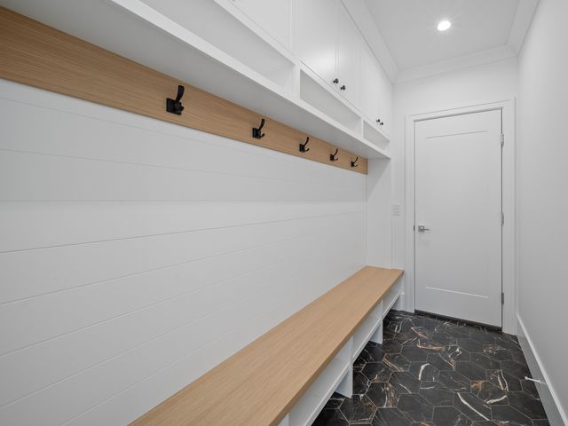 2009 Robincrest Lane, Glenview, IL 60025