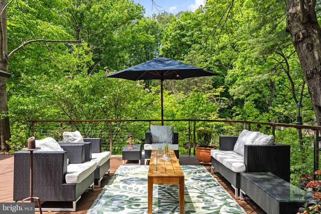 8034 PARK OVERLOOK DR, Bethesda, MD 20817