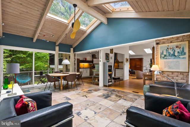 8034 PARK OVERLOOK DR, Bethesda, MD 20817