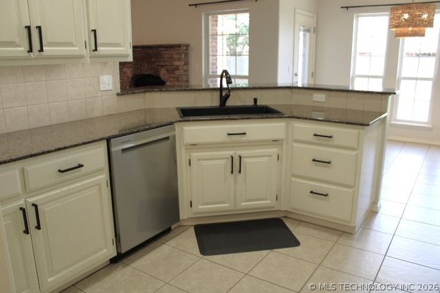2011 W 120th Street S, Jenks, OK 74037