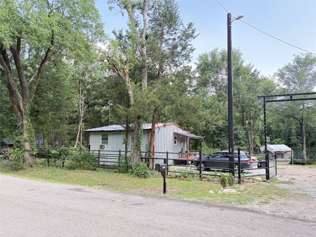 1425 Northshore Road, Quinlan, TX 75474
