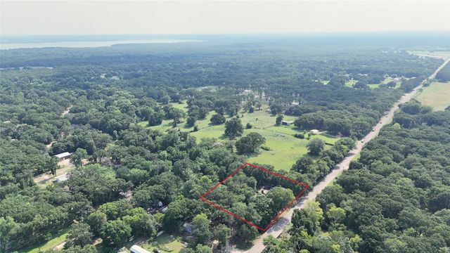 1425 Northshore Road, Quinlan, TX 75474