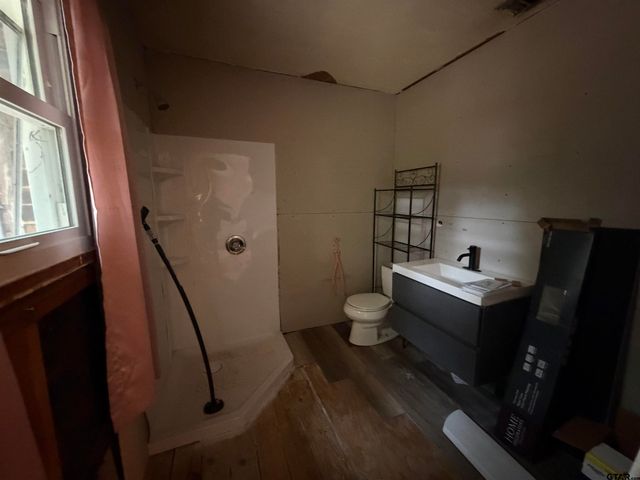 726 Nacogdoches St., Jacksonville, TX 75766