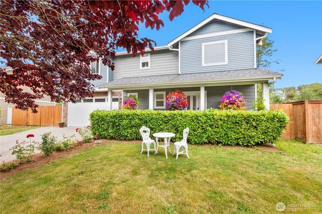 8254 Breeze Loop, Blaine, WA 98230