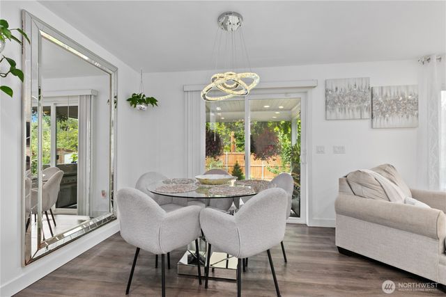 8254 Breeze Loop, Blaine, WA 98230