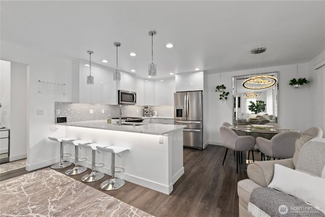 8254 Breeze Loop, Blaine, WA 98230