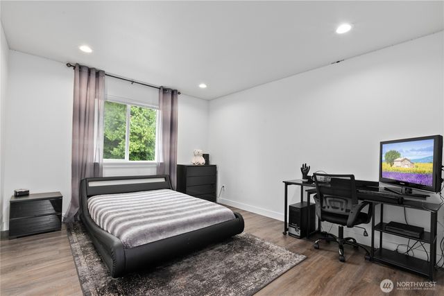 8254 Breeze Loop, Blaine, WA 98230