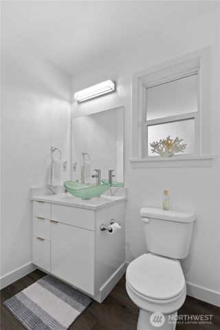 8254 Breeze Loop, Blaine, WA 98230