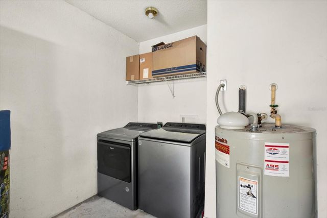 8547 QUEEN BROOKS COURT, Temple Terrace, FL 33637