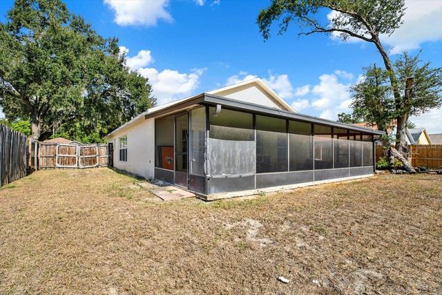 8547 QUEEN BROOKS COURT, Temple Terrace, FL 33637