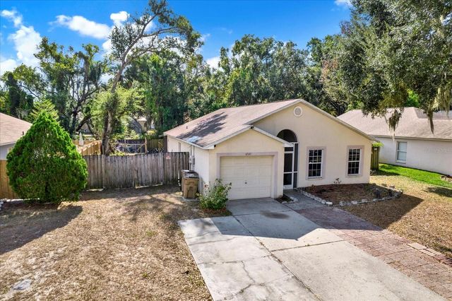 8547 QUEEN BROOKS COURT, Temple Terrace, FL 33637