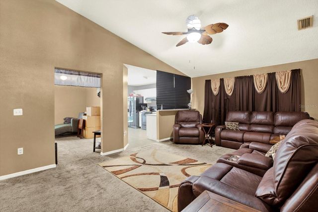 8547 QUEEN BROOKS COURT, Temple Terrace, FL 33637