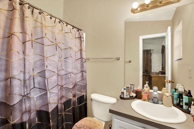 8547 QUEEN BROOKS COURT, Temple Terrace, FL 33637