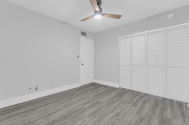 200 Jacaranda Country Club Drive 3c, Plantation, FL 33324