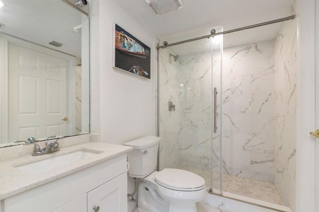 1801 N Flagler Drive 638, West Palm Beach, FL 33407