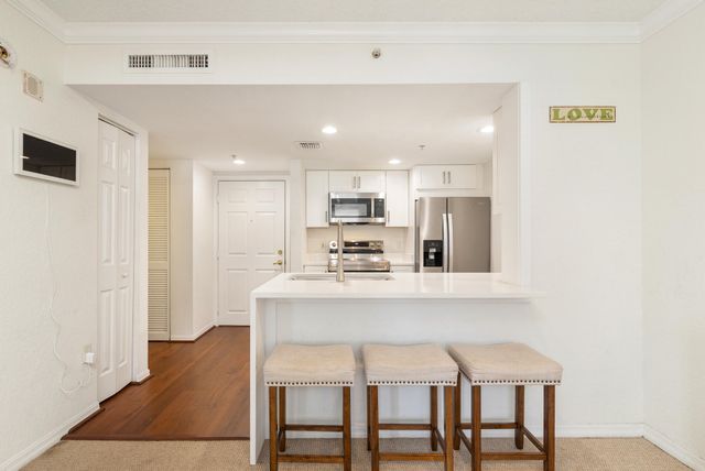 1801 N Flagler Drive 638, West Palm Beach, FL 33407