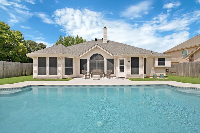 409 Bryce Lane, Arlington, TX 76013
