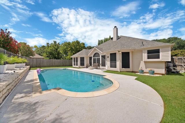 409 Bryce Lane, Arlington, TX 76013
