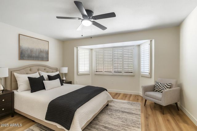 17615 N WHISPERING OAKS Drive, Sun City West, AZ 85375