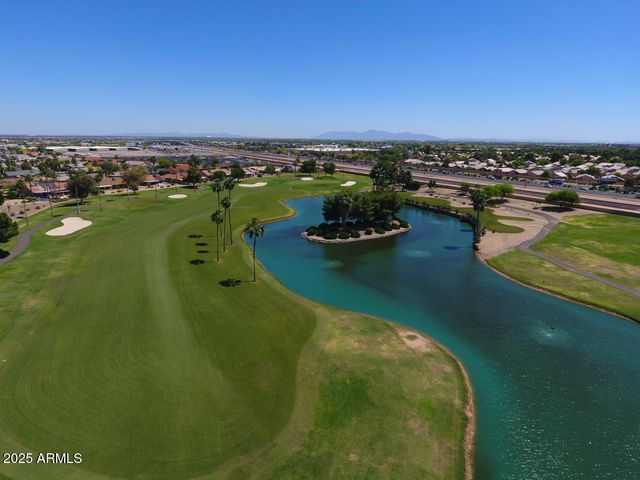 17615 N WHISPERING OAKS Drive, Sun City West, AZ 85375