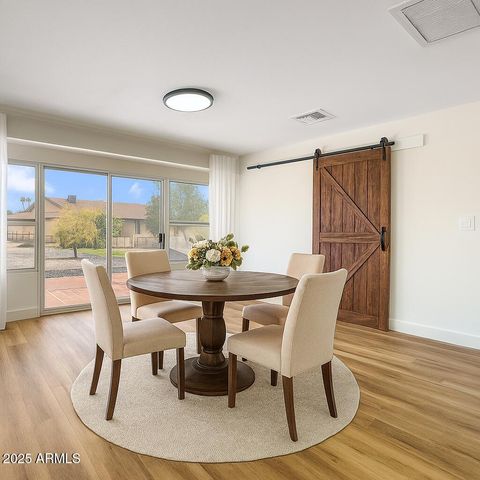 17615 N WHISPERING OAKS Drive, Sun City West, AZ 85375