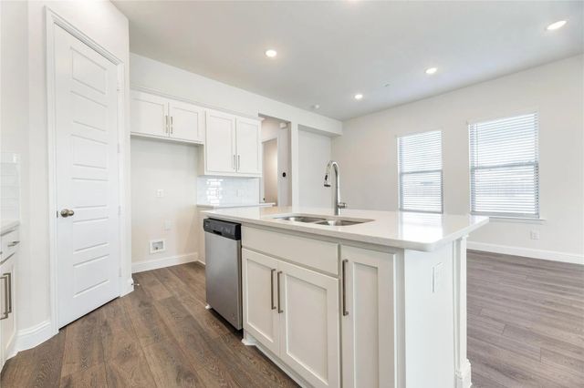 4704 Corriente Vista Lane, Mckinney, TX 75070