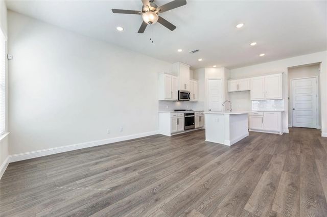 4704 Corriente Vista Lane, Mckinney, TX 75070