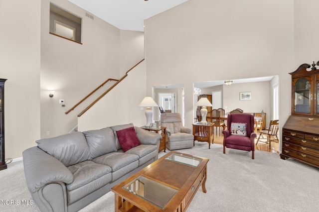 7402 Caracole Court, Sylvania, OH 43560