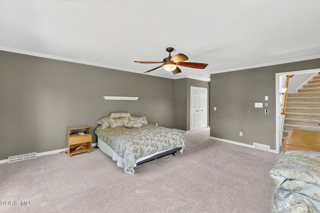 7402 Caracole Court, Sylvania, OH 43560