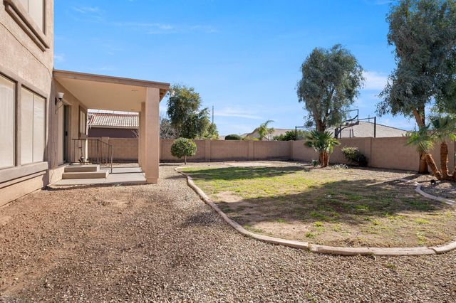 3297 E Warbler Road, Gilbert, AZ 85297