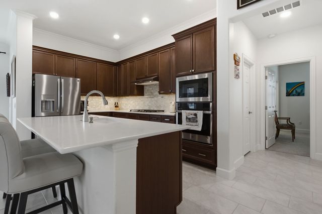 8516 Ebony Way, Denton, TX 76207