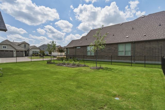 8516 Ebony Way, Denton, TX 76207
