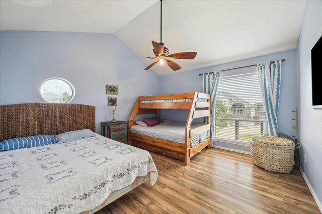 120 Quayside Drive, Tiki Island, TX 77554