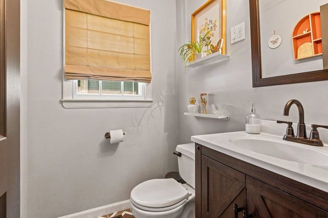 89 Saint James Avenue, Milton, NH 03851