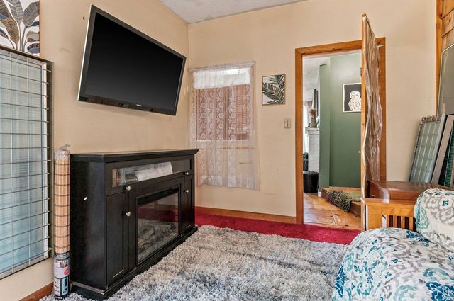 89 Saint James Avenue, Milton, NH 03851