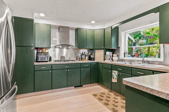 89 Saint James Avenue, Milton, NH 03851