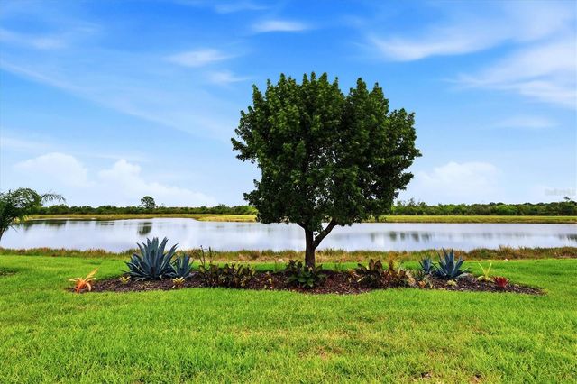 10474 MEDJOOL DRIVE, Venice, FL 34293