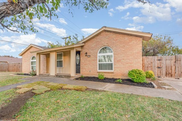 2704 Shady Grove Drive, Bedford, TX 76021