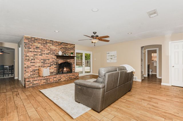 2704 Shady Grove Drive, Bedford, TX 76021