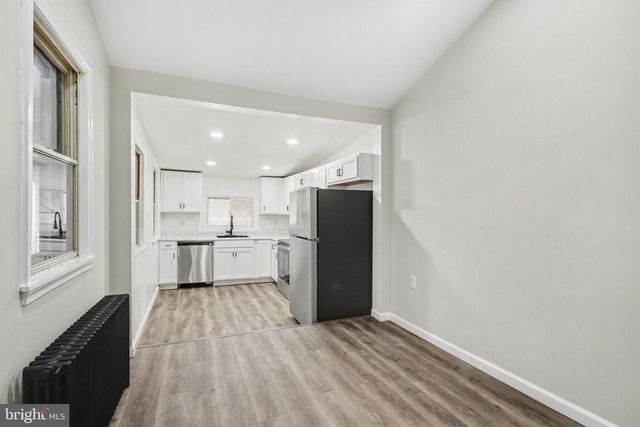 495 MANOR ST, Columbia, PA 17512