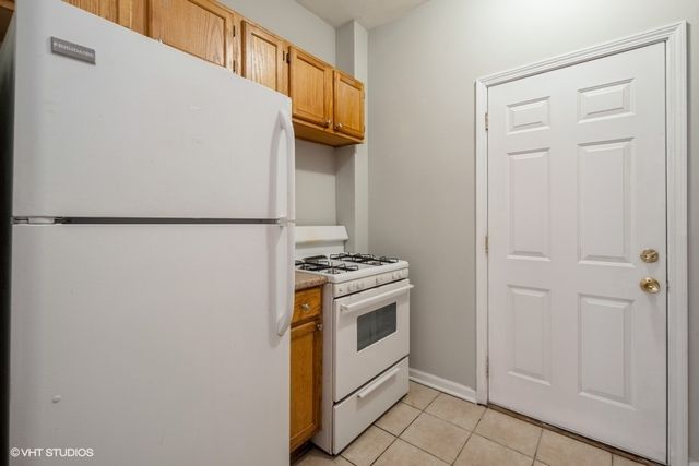 437 E Oakwood Boulevard 41, Chicago, IL 60653