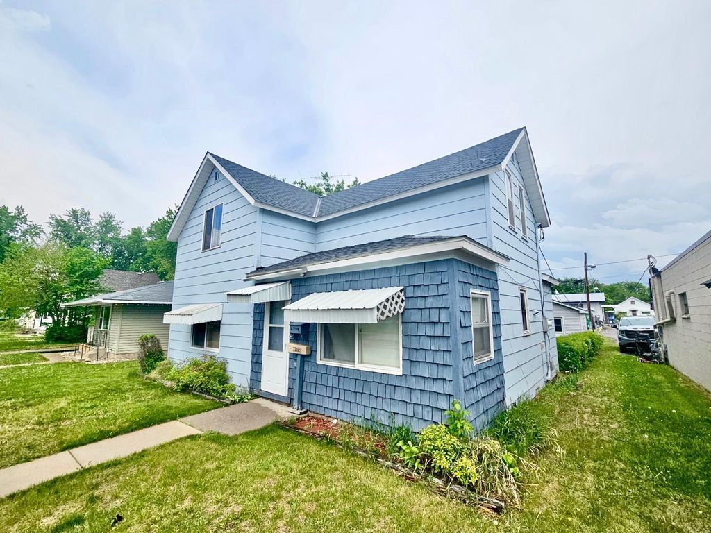 304 23rd Avenue N, Saint Cloud, MN 56303