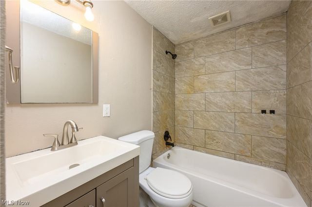 2889 Polly Road, Ravenna, OH 44266