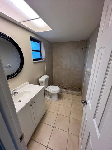 405 SW 43RD LANE, Cape Coral, FL 33914