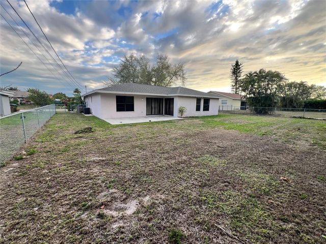 405 SW 43RD LANE, Cape Coral, FL 33914