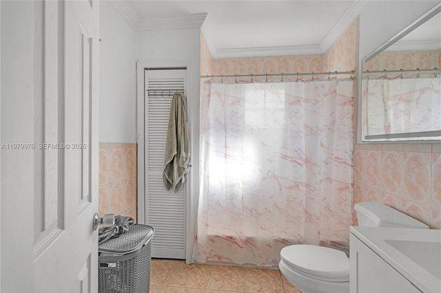 2900 SW 19th St, Miami, FL 33145