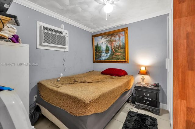 2900 SW 19th St, Miami, FL 33145