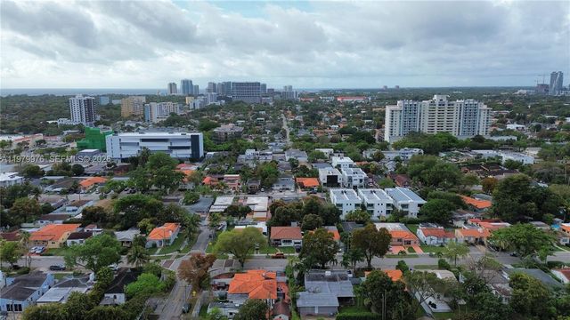 2900 SW 19th St, Miami, FL 33145